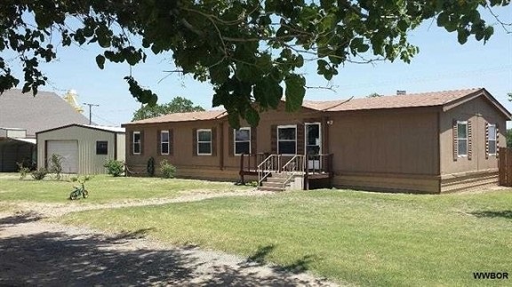 516 Charles, Shattuck, OK 73848