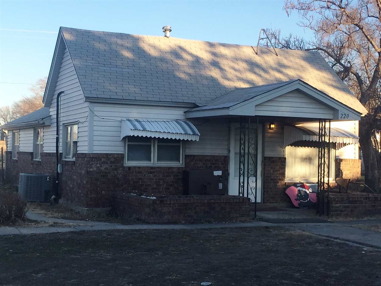 220 Olive, Shattuck, OK 73858