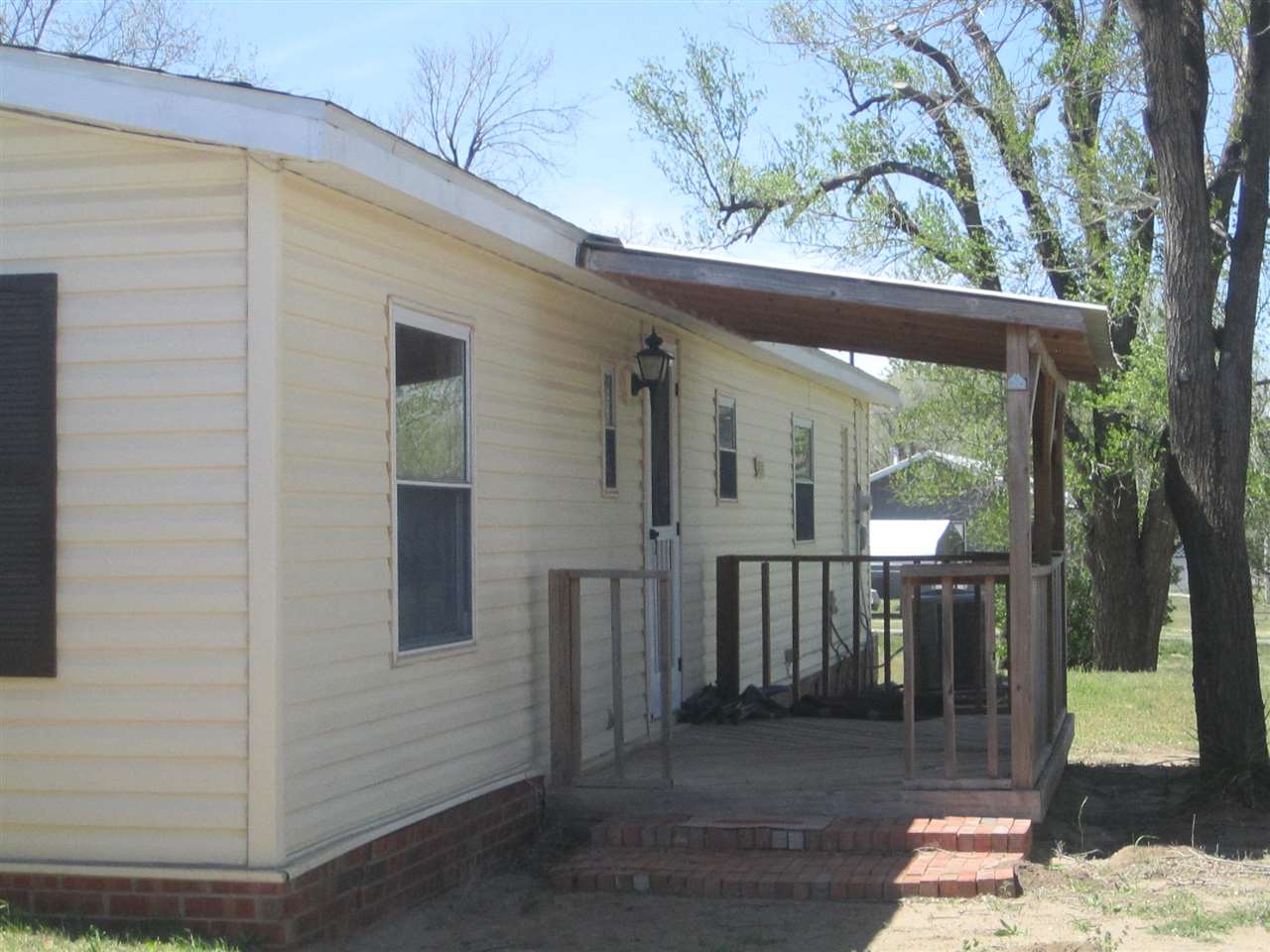 407 5th, Shattuck, OK 73858
