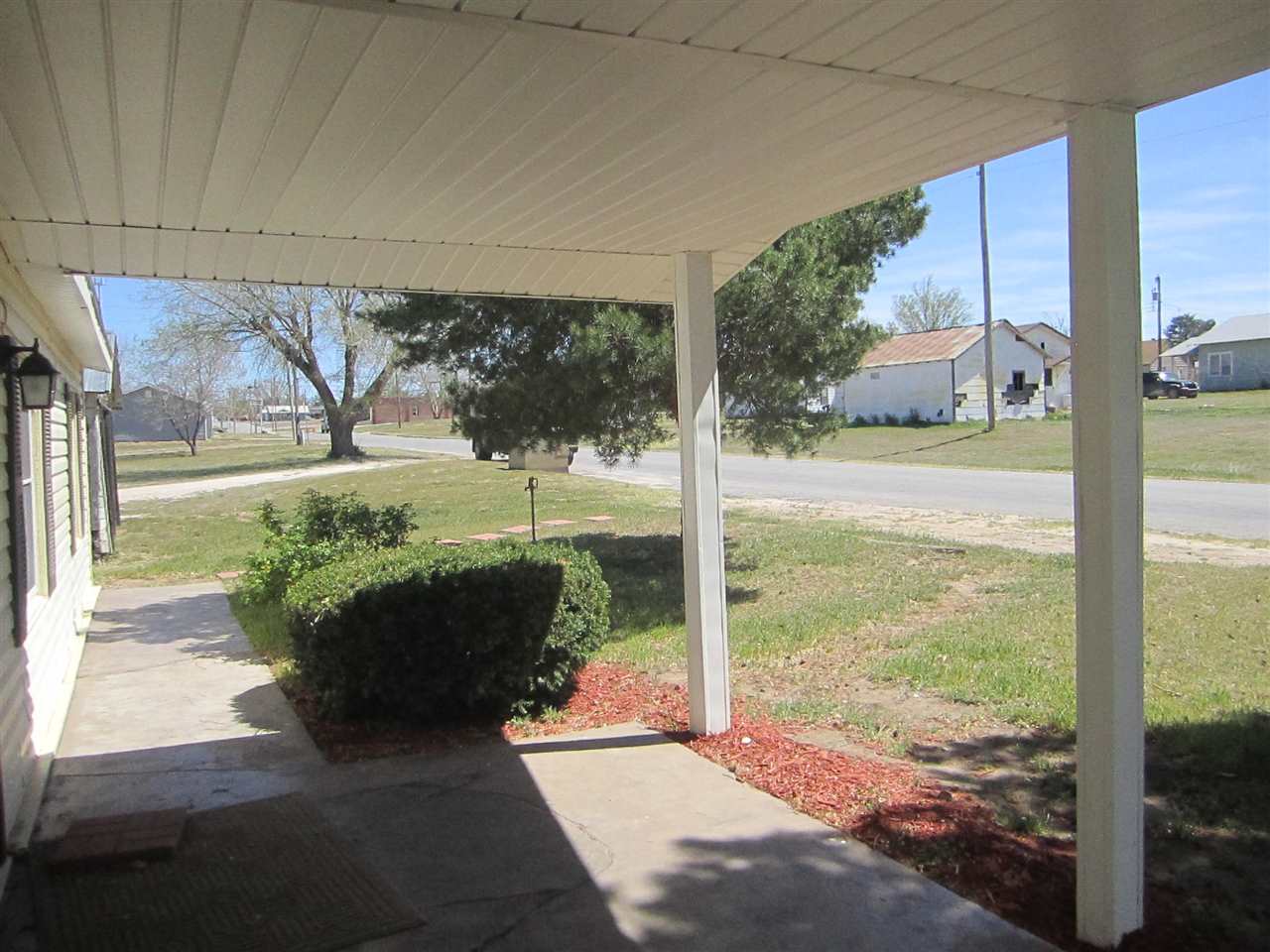 407 5th, Shattuck, OK 73858