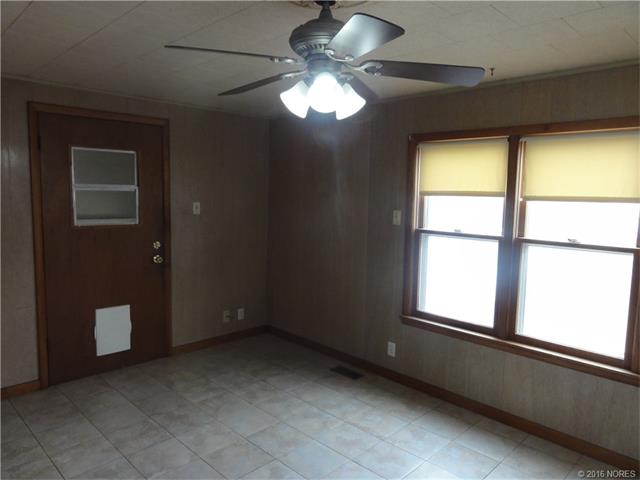 1325 SW Jennings Avenue, Bartlesville, OK 74003