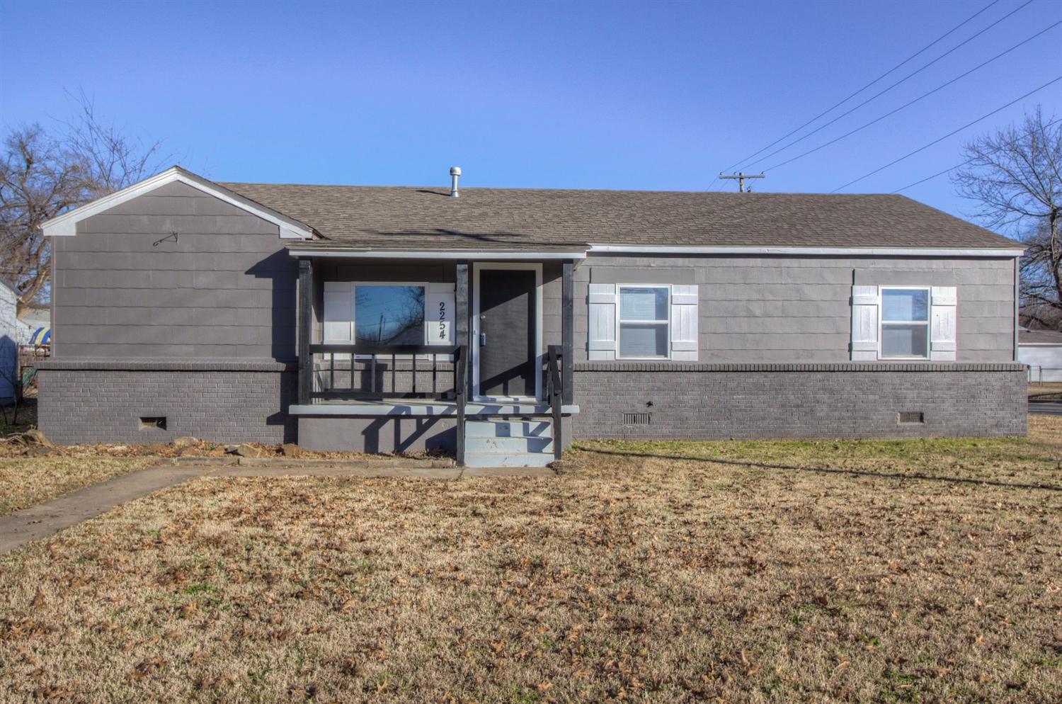 2254 South Dewey, Bartlesville, OK 74003