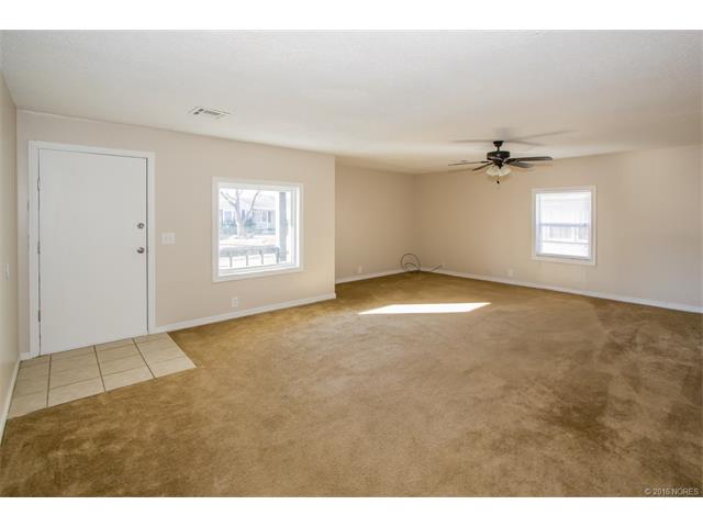 2254 S Dewey Avenue, Bartlesville, OK 74003