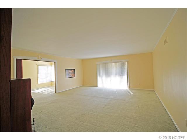 1721 Hillcrest Drive, Bartlesville, OK 74003
