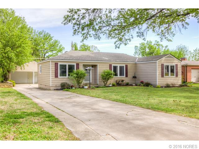 1512 Cherokee Place, Bartlesville, OK 74003