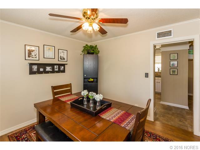 1512 Cherokee Place, Bartlesville, OK 74003