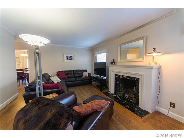 2067 Dewey Avenue, Bartlesville, OK 74003