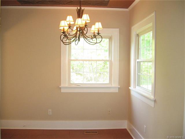 1316 SE Delaware Avenue, Bartlesville, OK 74003