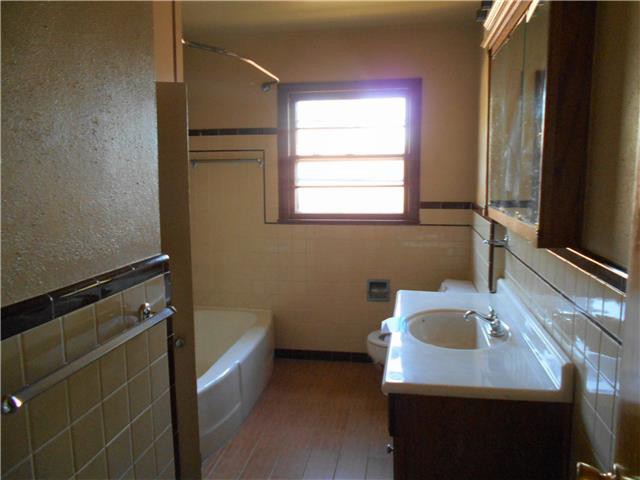 349 SE Rockwood AveBartlesville, OK, 74006Washington County
