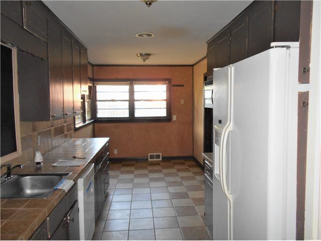 349 SE Rockwood AveBartlesville, OK, 74006Washington County