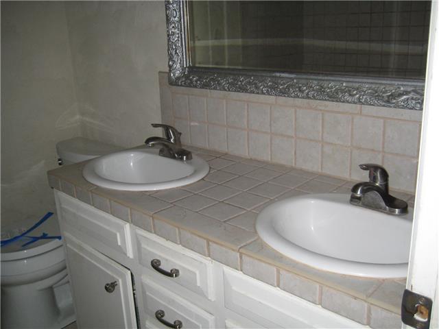 1903 Saturn CtBartlesville, OK, 74006Washington County