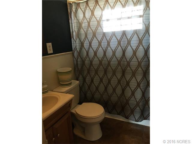 5012 E Frank Phillips Boulevard, Bartlesville, OK 74006