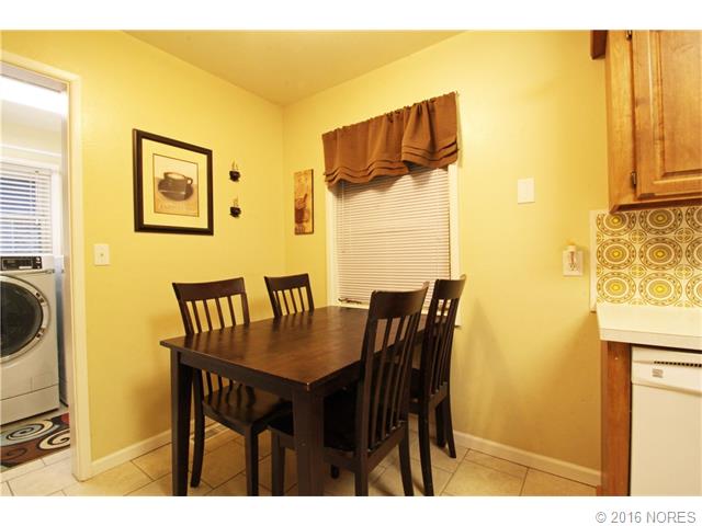 4216 Fleetwood Drive, Bartlesville, OK 74006