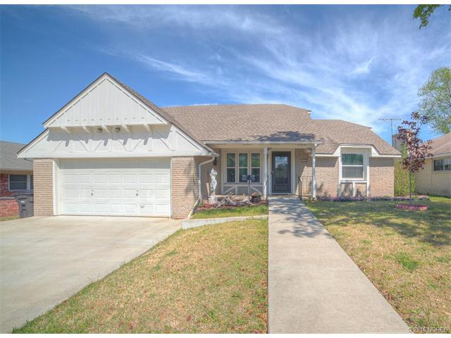 1032 Macklyn Lane, Bartlesville, OK 74006