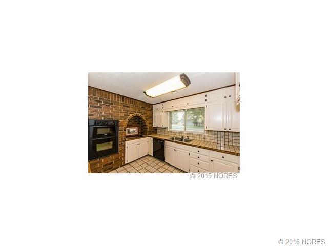 1715 Crescent Drive, Bartlesville, OK 74006