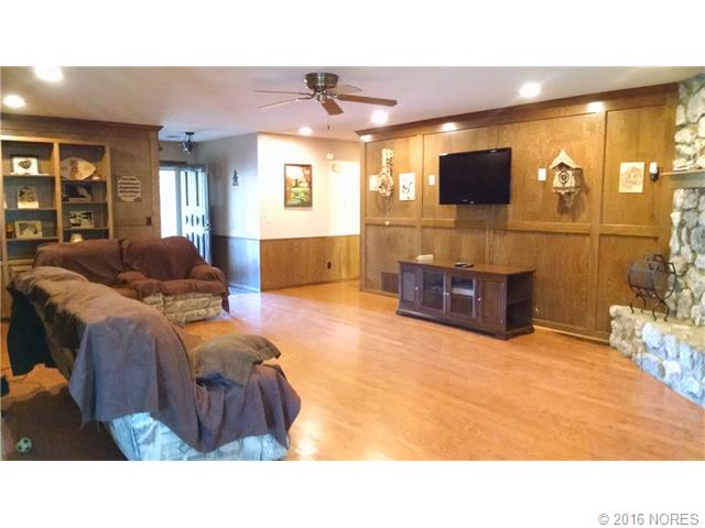 112 Elmhurst Court, Bartlesville, OK 74006