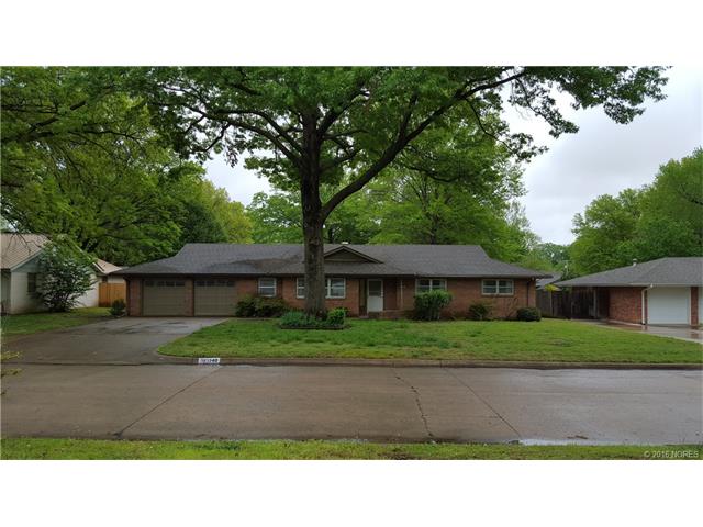 1340 Harris Drive, Bartlesville, OK 74006