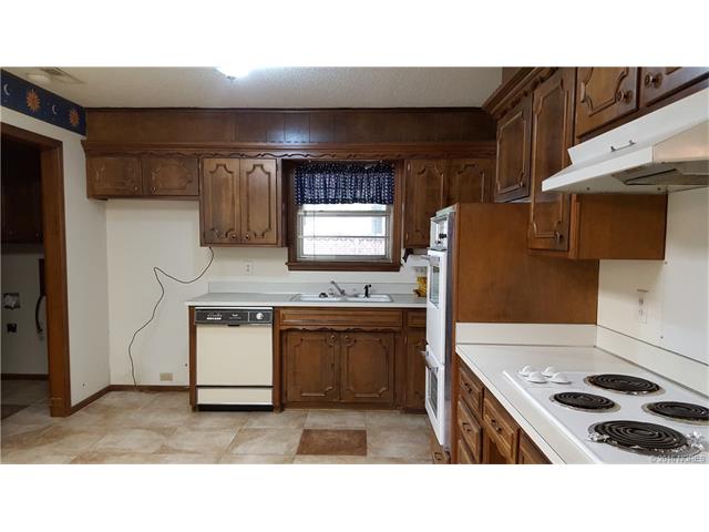 1340 Harris Drive, Bartlesville, OK 74006
