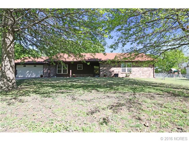 1800 Fremont Road, Bartlesville, OK 74006