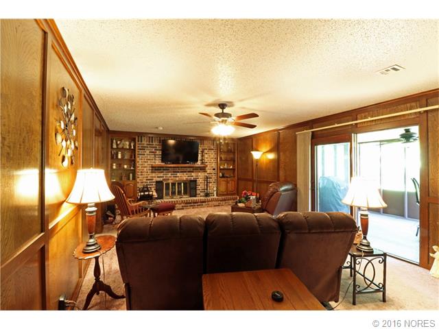 1800 Fremont Road, Bartlesville, OK 74006