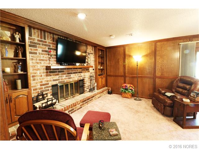 1800 Fremont Road, Bartlesville, OK 74006