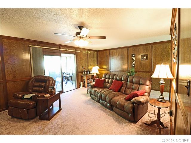 1800 Fremont Road, Bartlesville, OK 74006