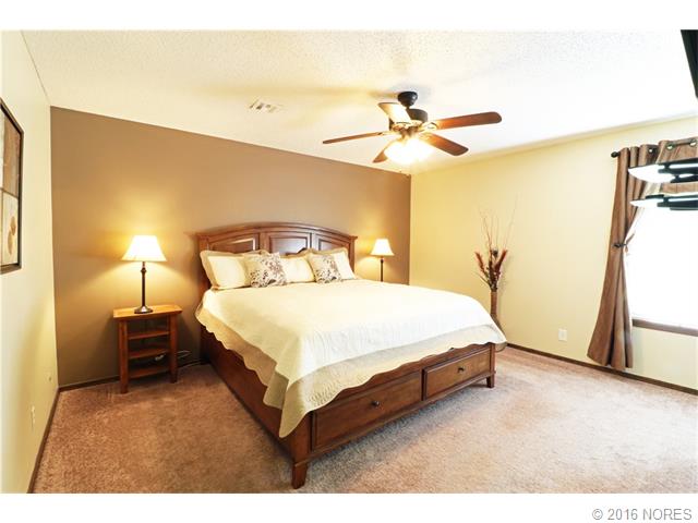 1800 Fremont Road, Bartlesville, OK 74006