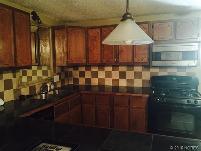 16930 S 85th East Avenue, Bixby, OK 74008