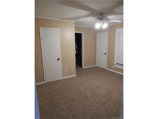 413 E 7th Avenue, Bristow, OK 74010