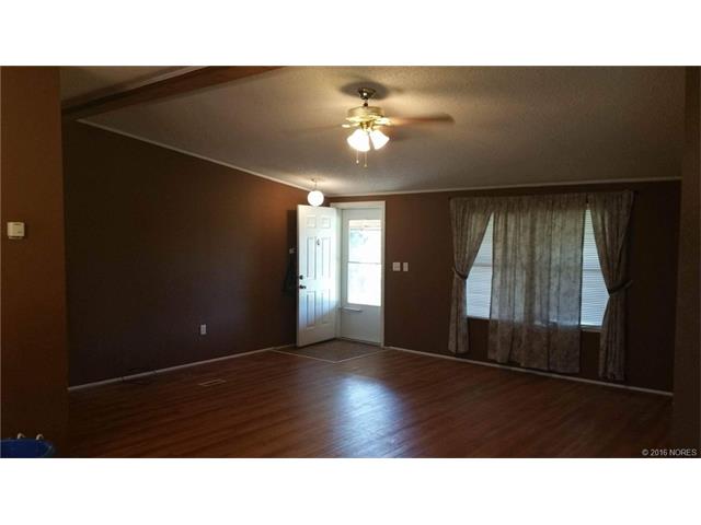 5977 Ashenvale Road, Bristow, OK 74010