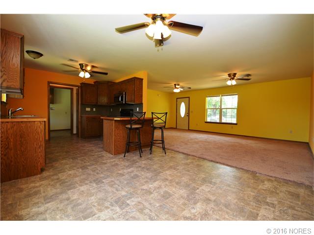 616 S Ash Street, Bristow, OK 74010