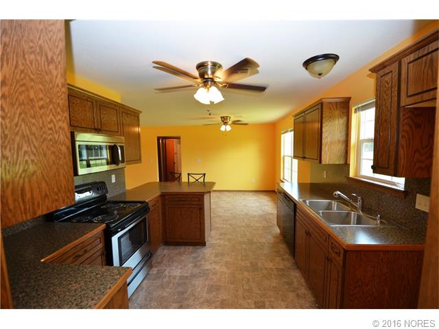 616 S Ash Street, Bristow, OK 74010