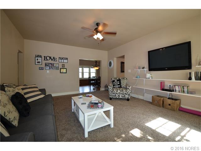 247 W 9th Avenue, Bristow, OK 74010