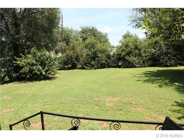 225 N 10th Street, Broken Arrow, OK 74012