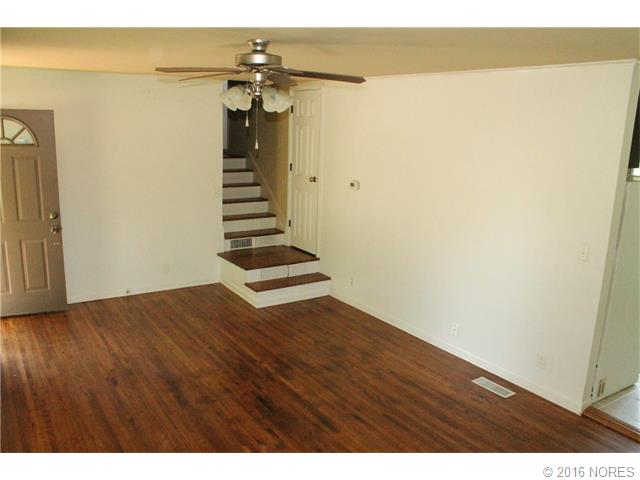 225 N 10th Street, Broken Arrow, OK 74012