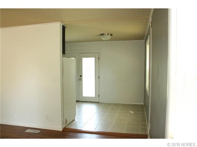225 N 10th Street, Broken Arrow, OK 74012