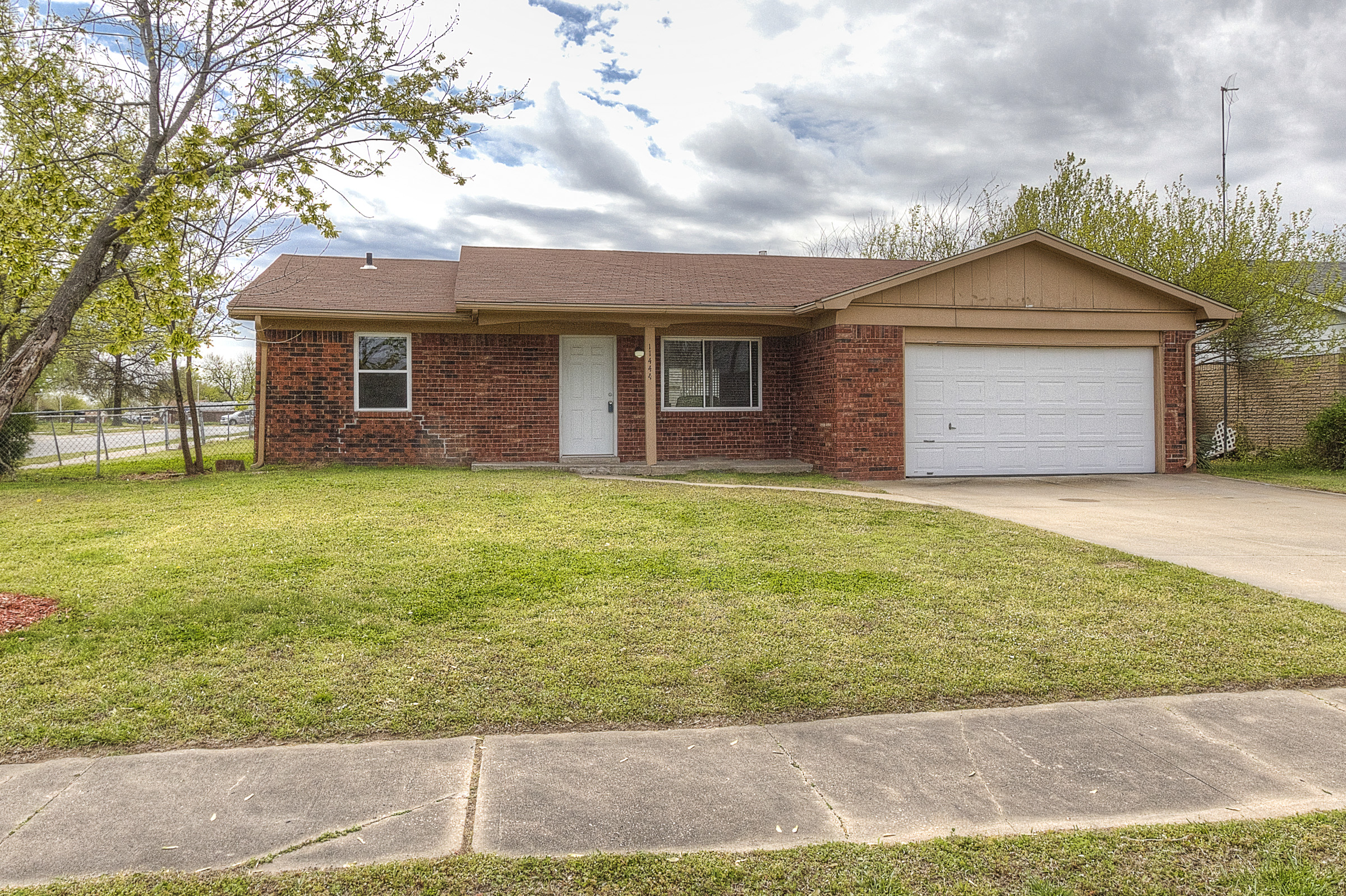 11444 E 61st Place, Broken Arrow, OK 74012