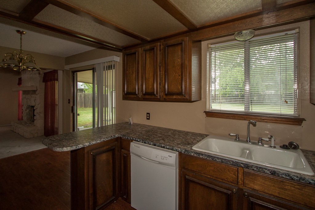 135 W Fulton Street, Broken Arrow, OK 74012