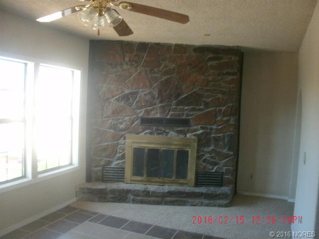 21403 E 410 Road, Chelsea, OK 74016