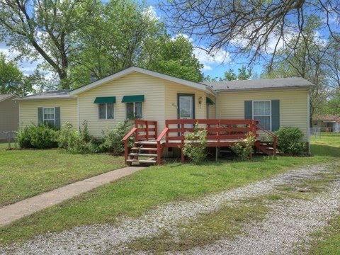 211 Olive Street, Chelsea, OK 74016