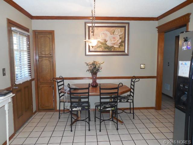 308 Gina Lane, Chelsea, OK 74016