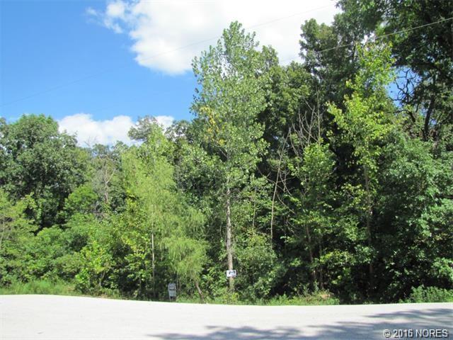 11805 S Hickory Lane, Claremore, OK 74017
