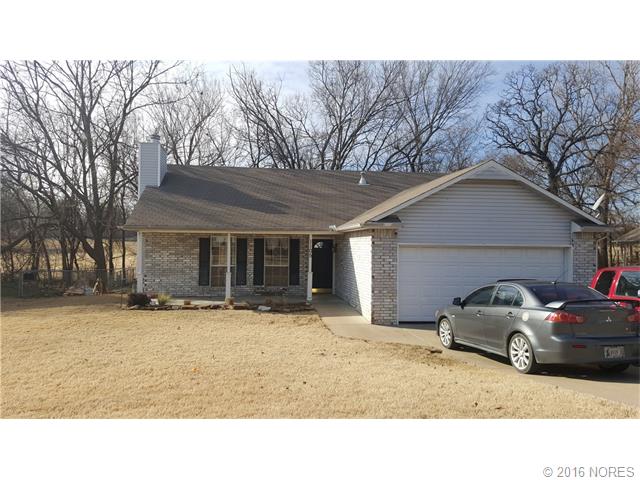 1105 S Chickasaw Place, Claremore, OK 74017
