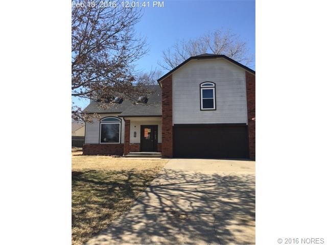 707 W 20th Street, Claremore, OK 74019
