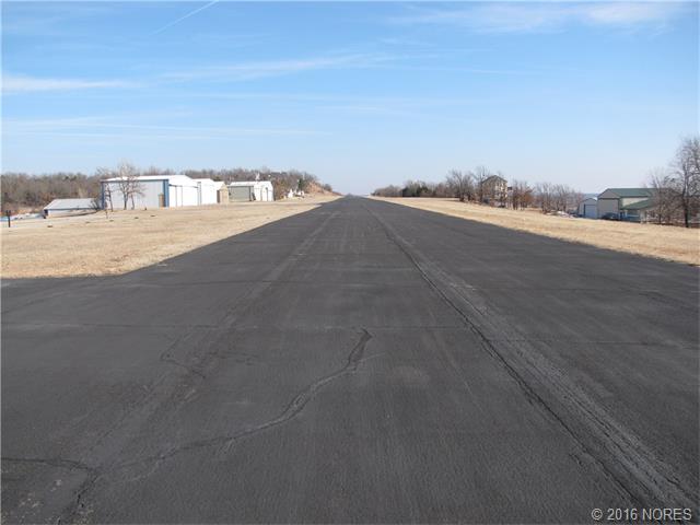 W Lakeshore Drive, Cleveland, OK 74020