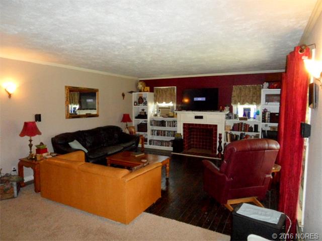 409 E DELAWARE Street, Cleveland, OK 74020