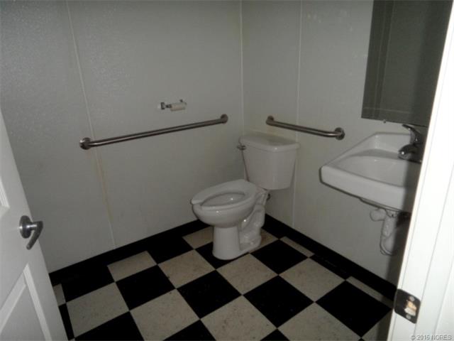 112 N Broadway Street, Cleveland, OK 74020