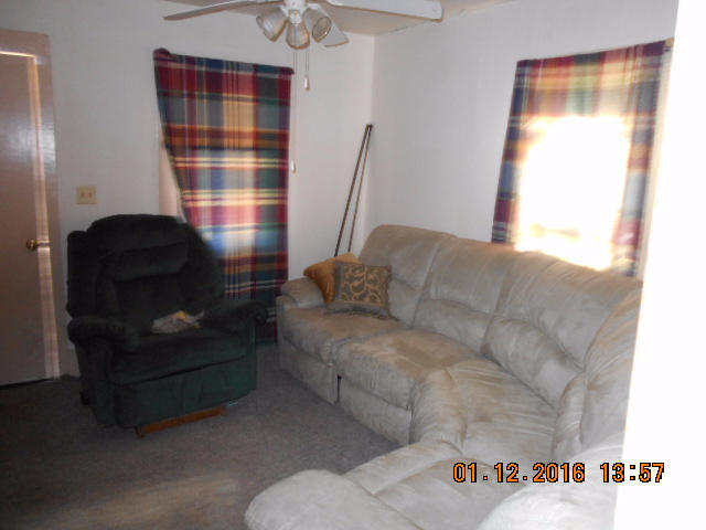 417 N Linwood Ave, Cushing, OK 74023