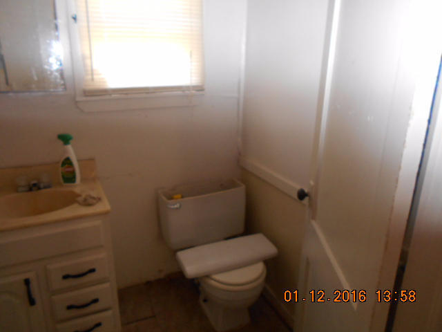 417 N Linwood Ave, Cushing, OK 74023