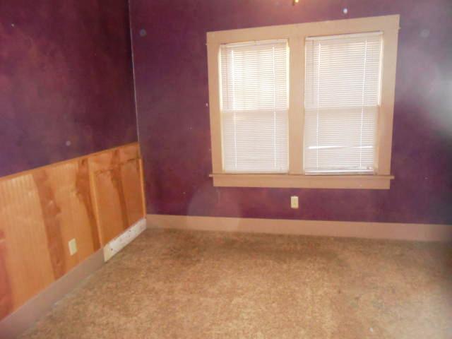 901 E Oak St, Cushing, OK 74023